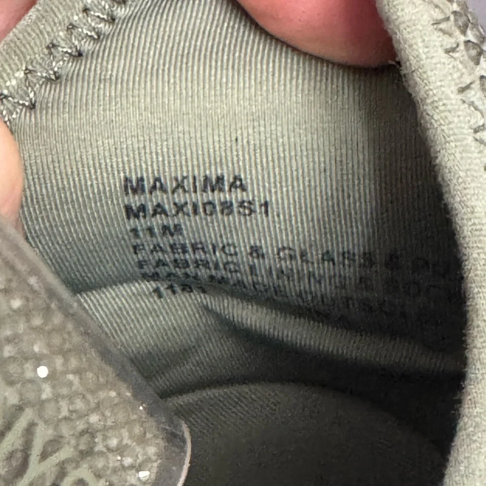 Maxima Olive Women's Sneakers - Picture 9 of 10